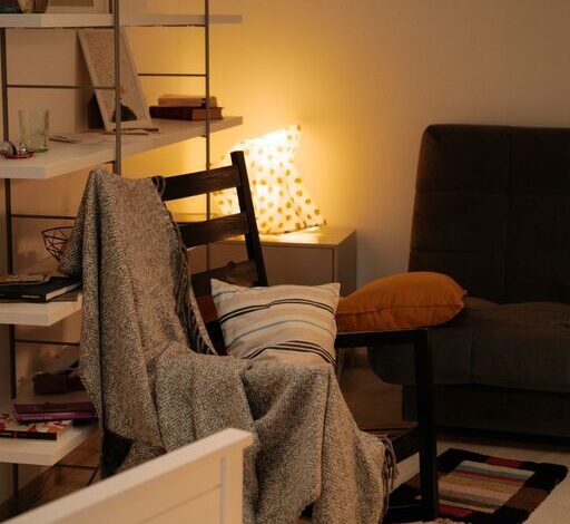 How to Create a Cozy and Inviting Reading Nook at Home